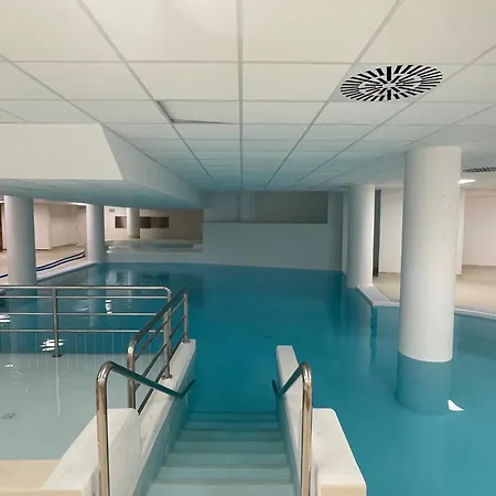 Gourette: Appart. 2 Pces, 6 Pers, Piscine, Animaux Ok - Fr-1-860-27